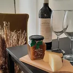 Finestra Sul Borgo